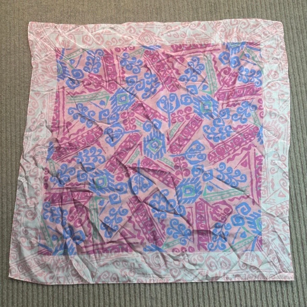 N/A vintage square